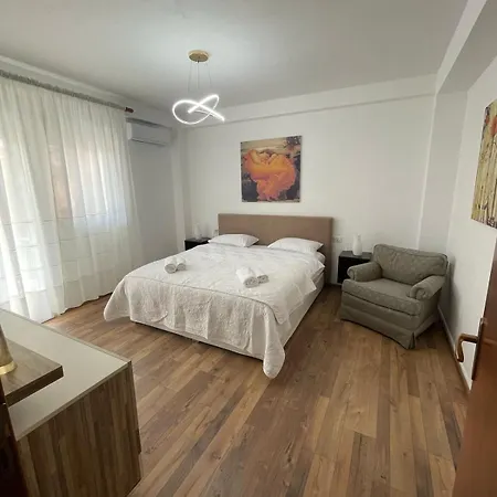 Juri'S Apartment Tirana 티라나