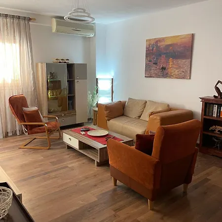 Juri'S Apartment Tirana * 티라나