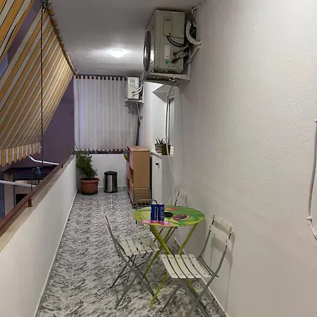 아파트 Juri'S Apartment Tirana 티라나